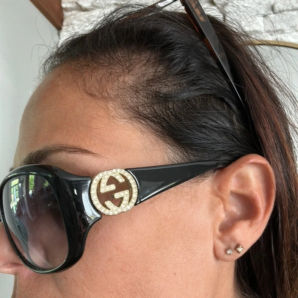 Gucci black sunglasses with crystals GG at the sides - Picture 3 of 9